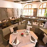 Altstadthotel Piazza 4*