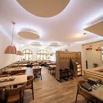 Hotel Altstadthotel Piazza 4*