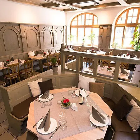 Altstadthotel Piazza 4*