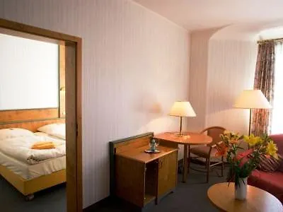 Altstadthotel Piazza 4*