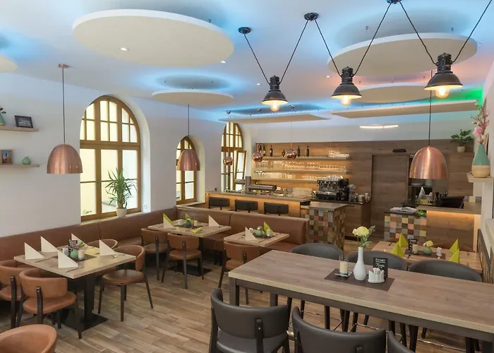 Altstadthotel Piazza 4*