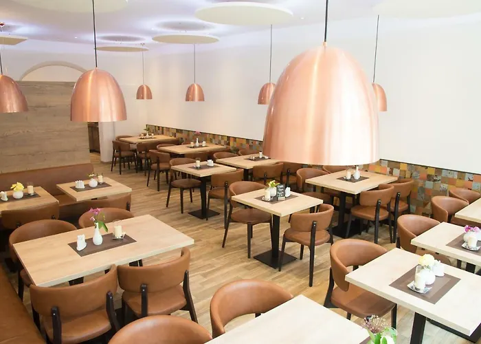 Altstadthotel Piazza 酒店
